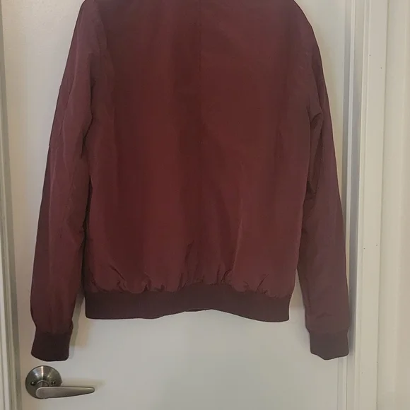 Forever 21 Men's Maroon Bomber Jacket - Picture 3 of 3